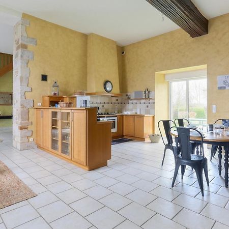 Tour Des Alleux - Maison De Maitre Pour 6 塔登 外观 照片