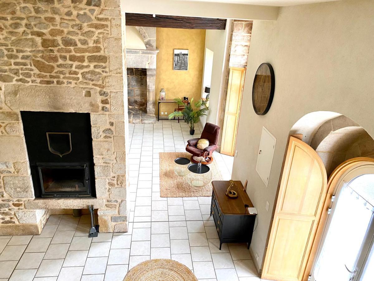 Tour Des Alleux - Maison De Maitre Pour 6 塔登 外观 照片
